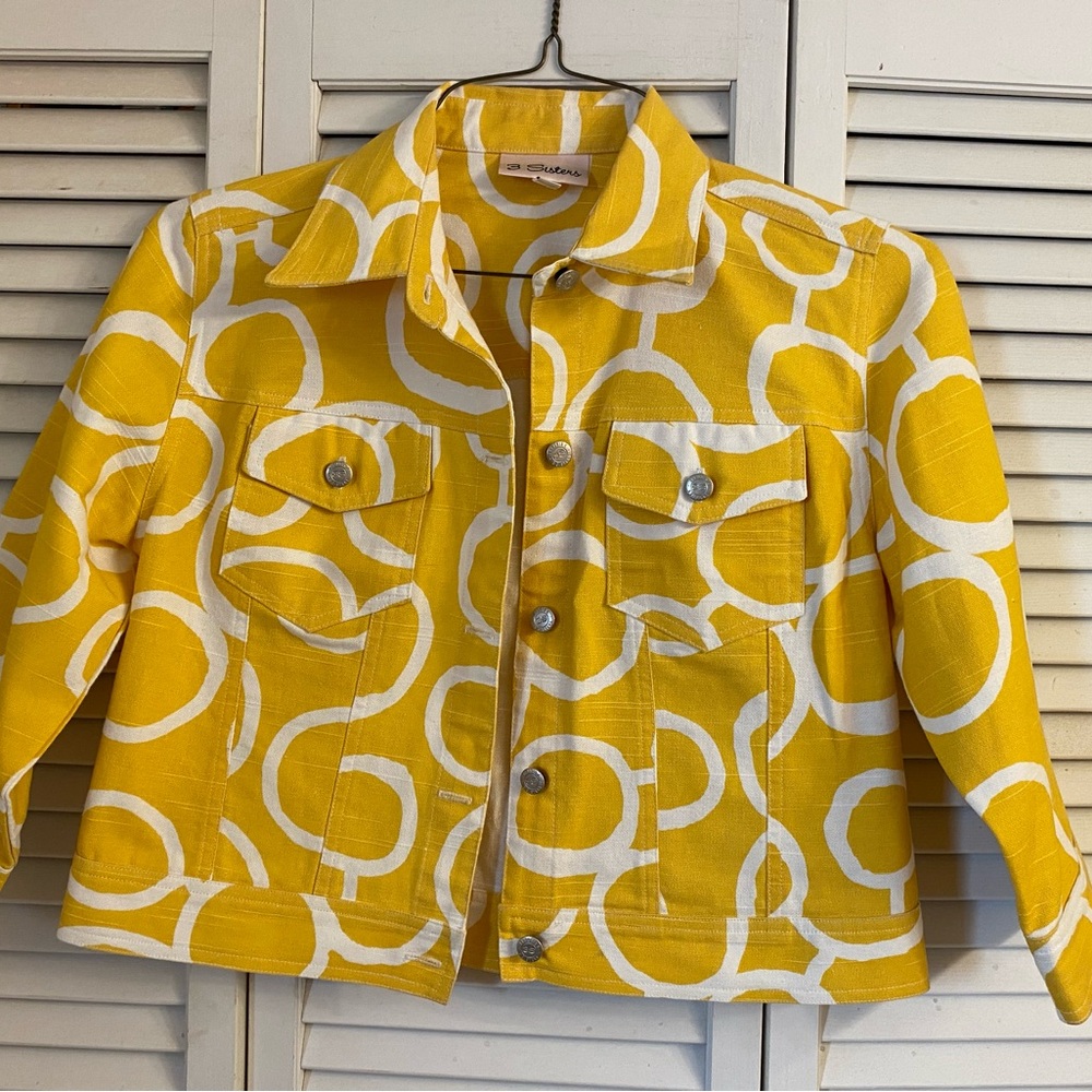 3 Sisters jacket